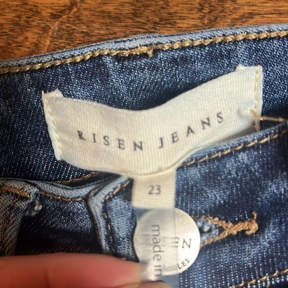 Risen Dark Blue High Rise Wide Leg Cargo Stretch Jean, size 23W/33L - Picture 4 of 11